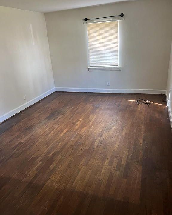 1st image of 125 Clement Ave