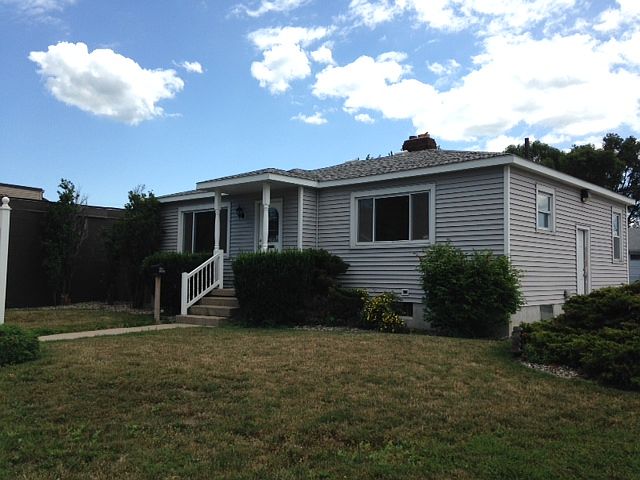 1st image of 809 Salzburg Ave