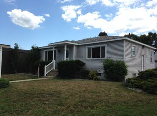 809 Salzburg Ave, Bay City, MI 48706