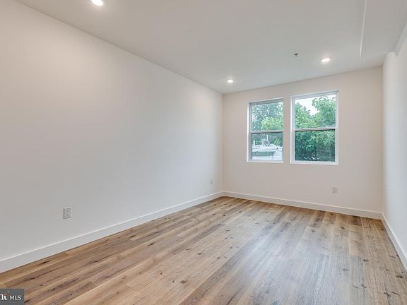2nd image of 2617 N 11th St #2