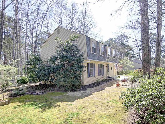 4th image of 103 Hickory Dr