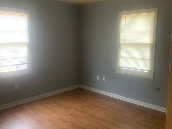 5th image of 217 E St #219