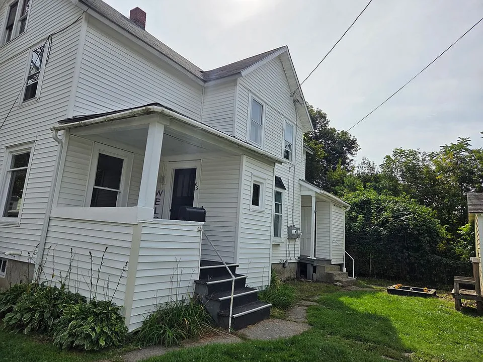 62 Perry Ave