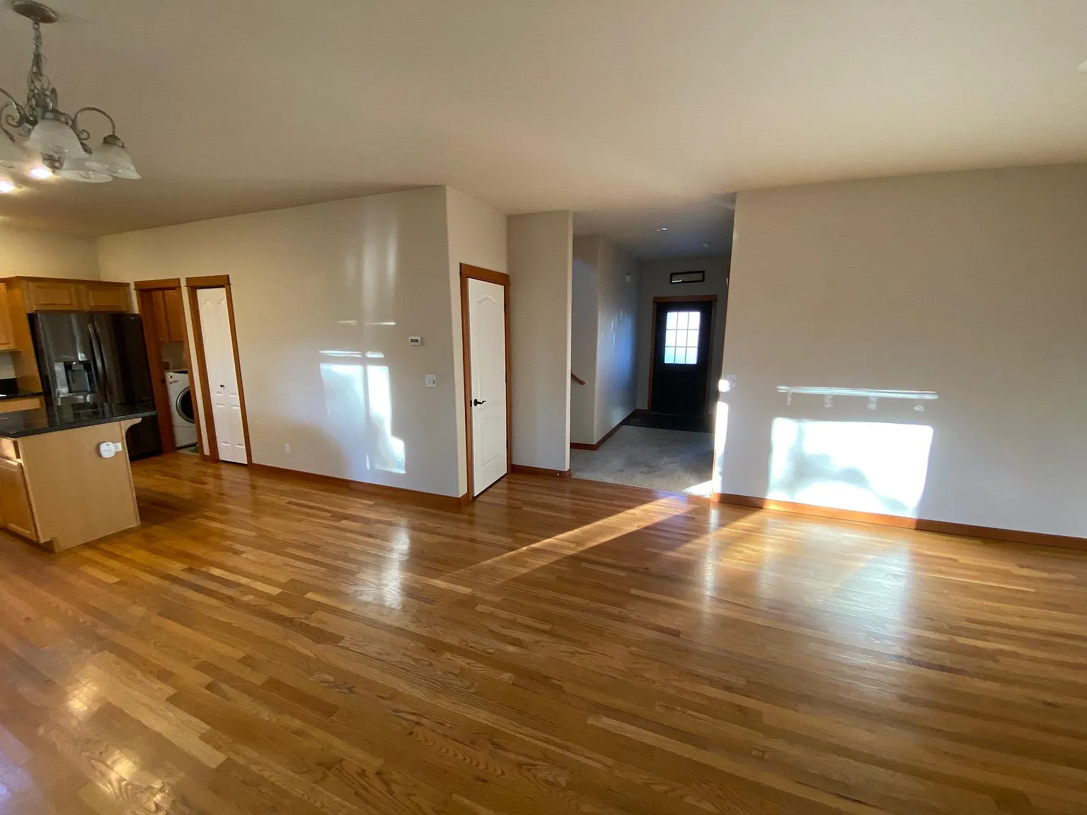 3520 Skylark Loop — Photo 3