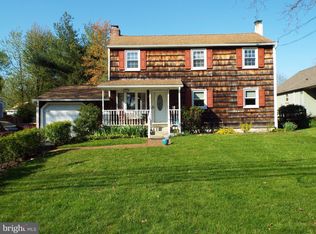 379 Juniper St, Warminster, PA