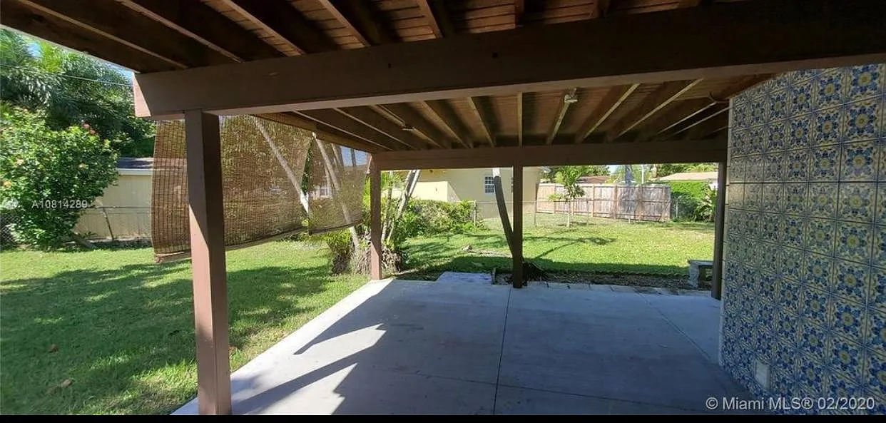 9930 SW 77th Dr — Photo 4