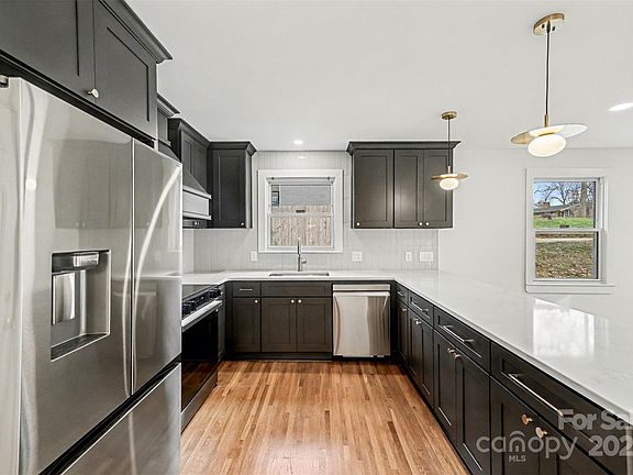 2nd image of 3417 Sudbury Rd