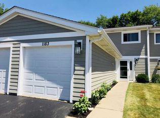 1183 N Chesapeake Ln, Palatine, IL 60074