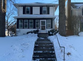 1438 Simpson St, Saint Paul, MN 55108