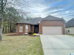 204 Waterford Highlands Trl, Calera, AL 35040
