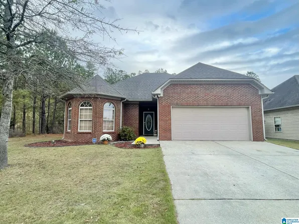 204 Waterford Highlands Trl, Calera, AL 35040