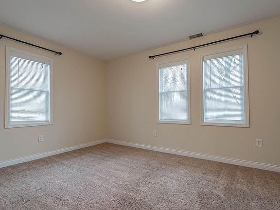 3rd image of 13240 Colfax Ave