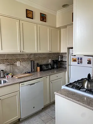 Rented by Compass | media 16