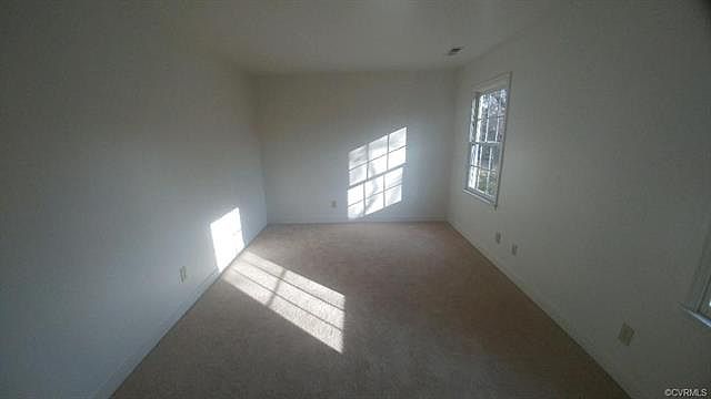 2nd image of 607 Henry St