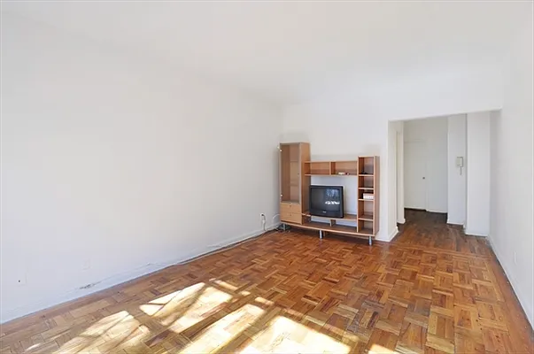 Sold by Citi Habitats | media 3