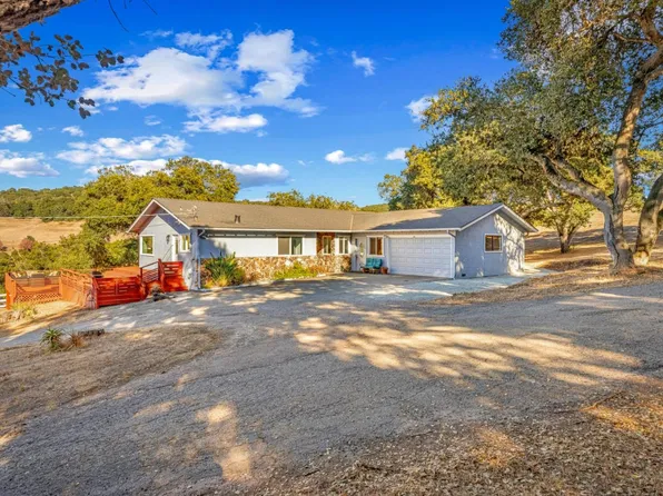 1195 Marilyn Ln, Aromas, CA 95004