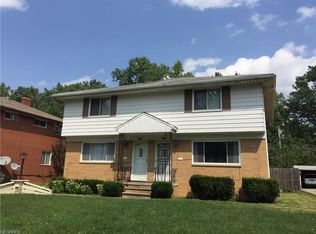 6951 Brandywine Rd, Parma Heights, OH 44130