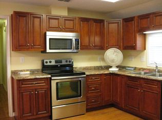928 E Henrietta Ave, Kingsville, TX 78363