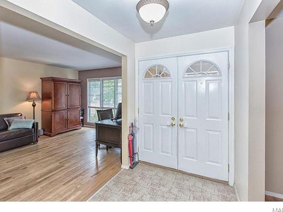 4th image of 12920 Whitecliff Ct