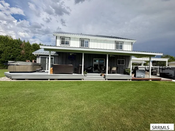 5517 Concord Cir, Idaho Falls, ID 83401