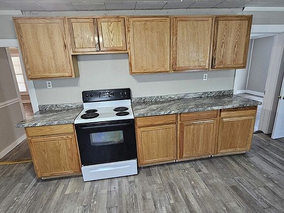 2nd image of 415 Town Creek St