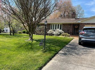 249 Audubon Dr, Paducah, KY 42001