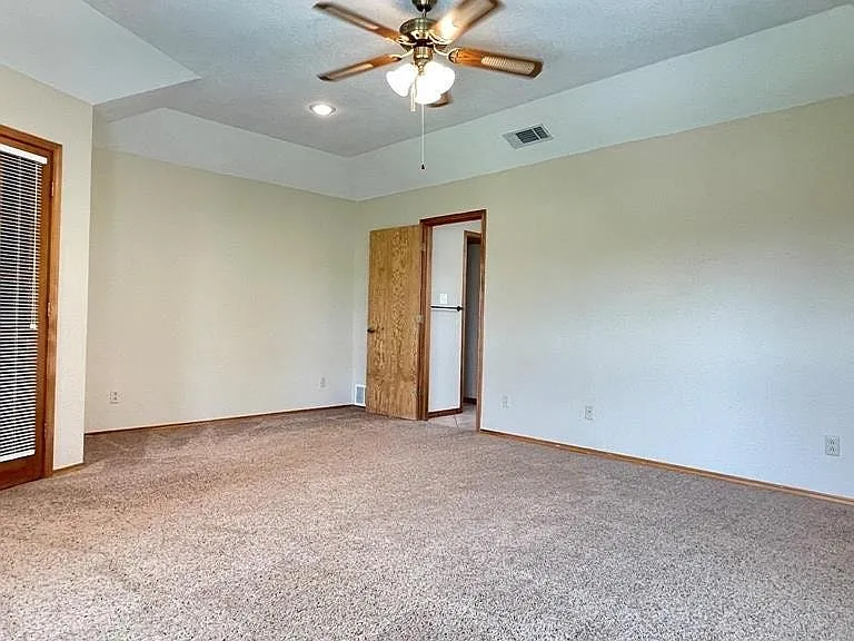 6340 Grauton Dr — Photo 59