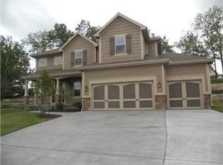 9739 N Elm Ave, Kansas City, MO 64157