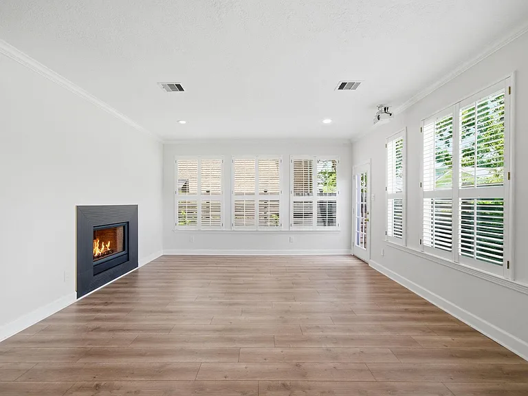 1413 Whispering Pines Dr #5 — Photo 10