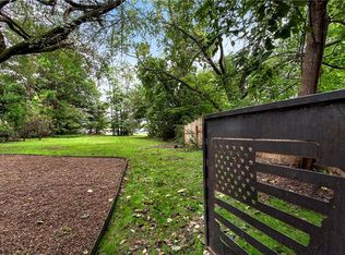 109 E Parks St, Prairie Grove, AR 72753