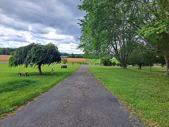 5th image of 378W W Wilmouth Rd