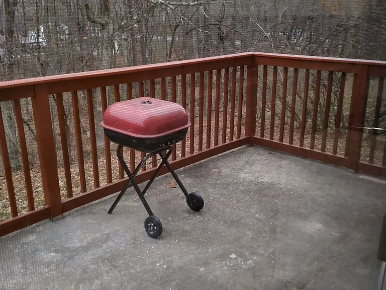 7 Big Stone Ct — Photo 4