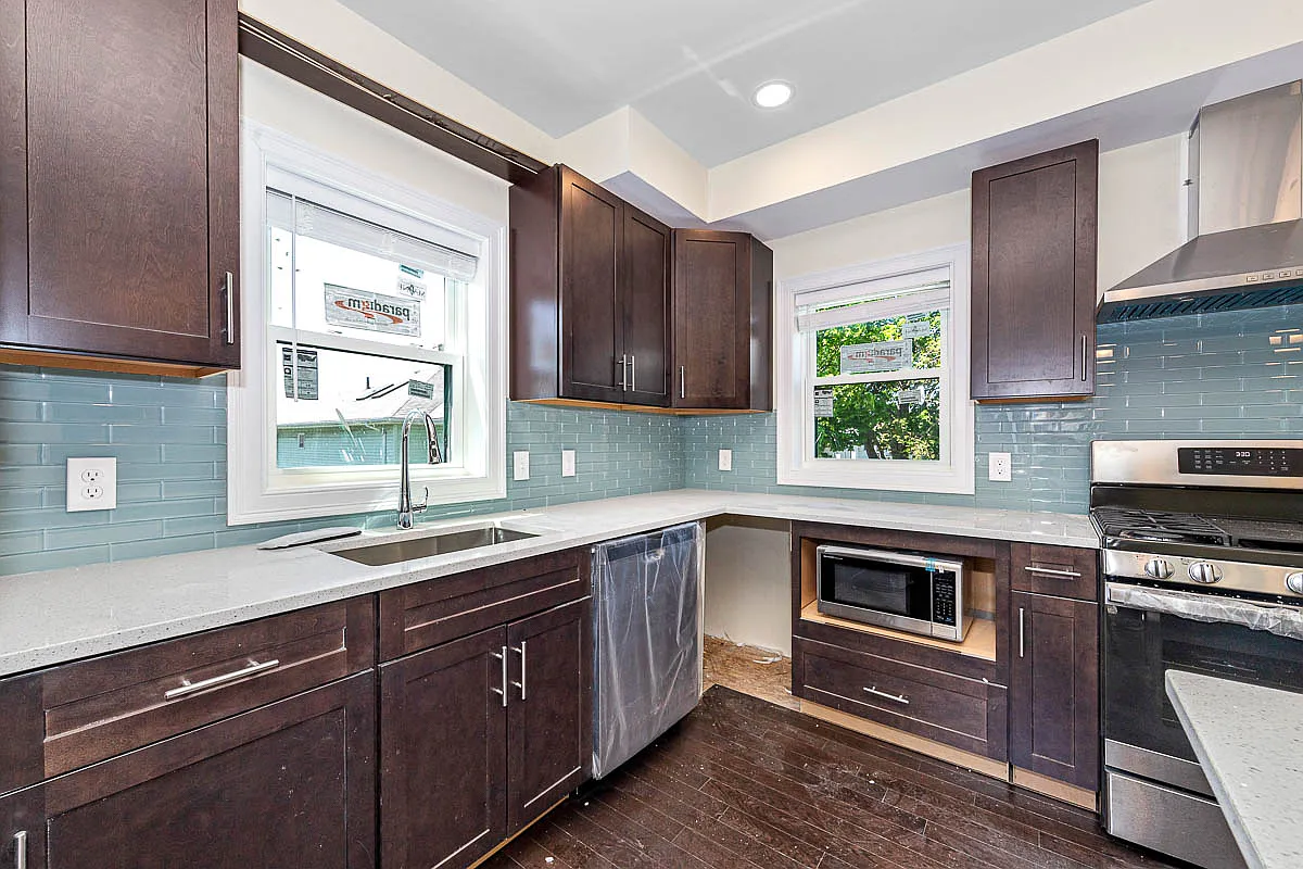 5 bed, 5.5 bath, $6,495 — Photo 3
