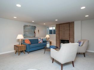 2950 SE 64th Ave UNIT B, Portland, OR 97206