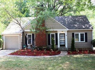 5407 Chadwick Rd, Fairway, KS 66205