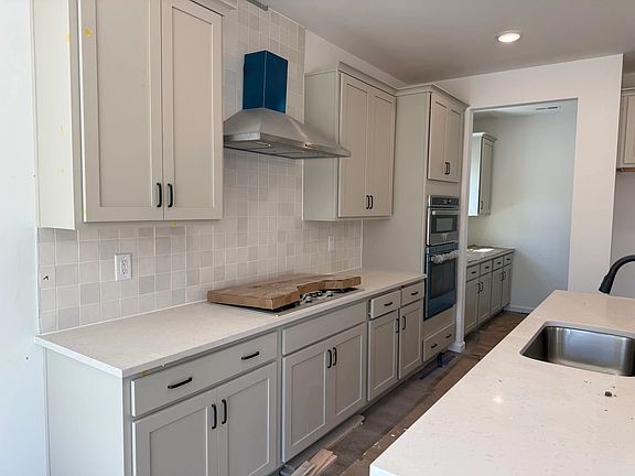 917 Fetching Place, Homesite 375 Interior Image 3