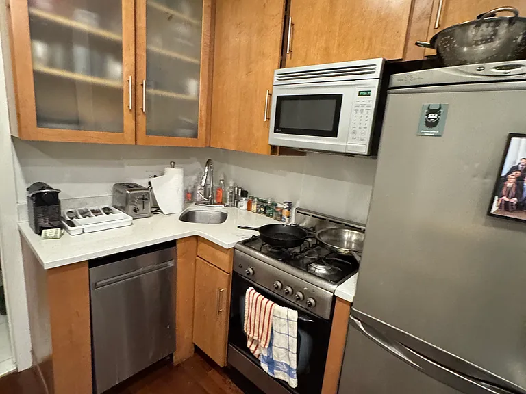 120 Saint Marks Pl #3R — Photo 7