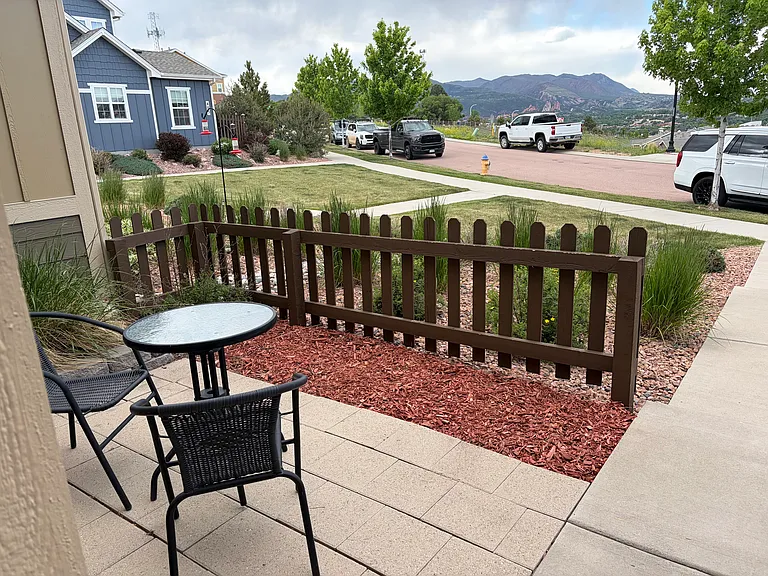 445 Eclipse Dr — Photo 4