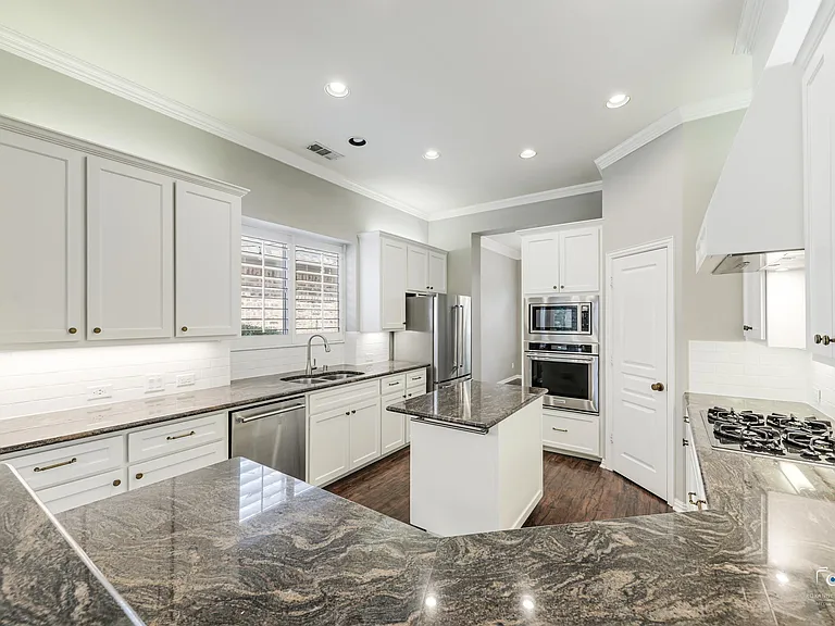 5619 Travis Dr — Photo 21