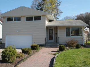 155 Hawthorne Ave, Derby, CT 06418