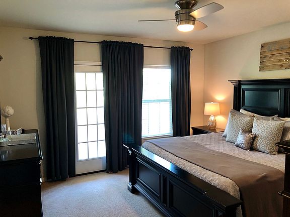 4th image of 15063 Auk Way