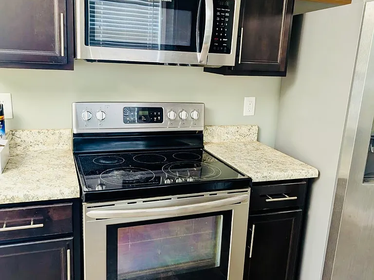 745 Inver Ln — Photo 6