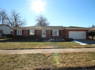 4537 E Beacon Ct, Decatur, IL 62521