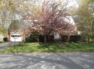 4 Knollwood Cir, Weymouth, MA 02188