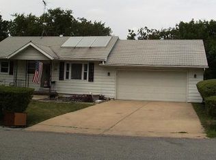 39 Deerpath Rd, Merrillville, IN 46410