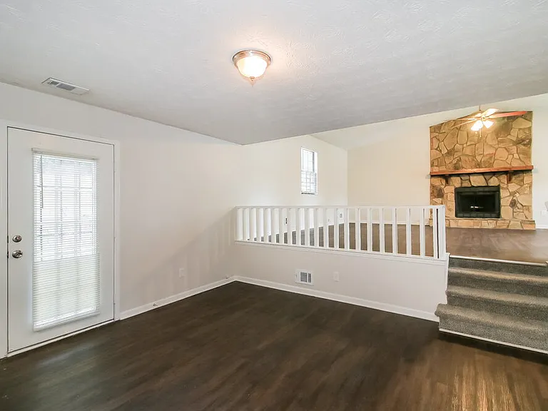 127 Gristmill Ct — Photo 7