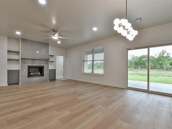 4th image of 1813 Long Cove Ave