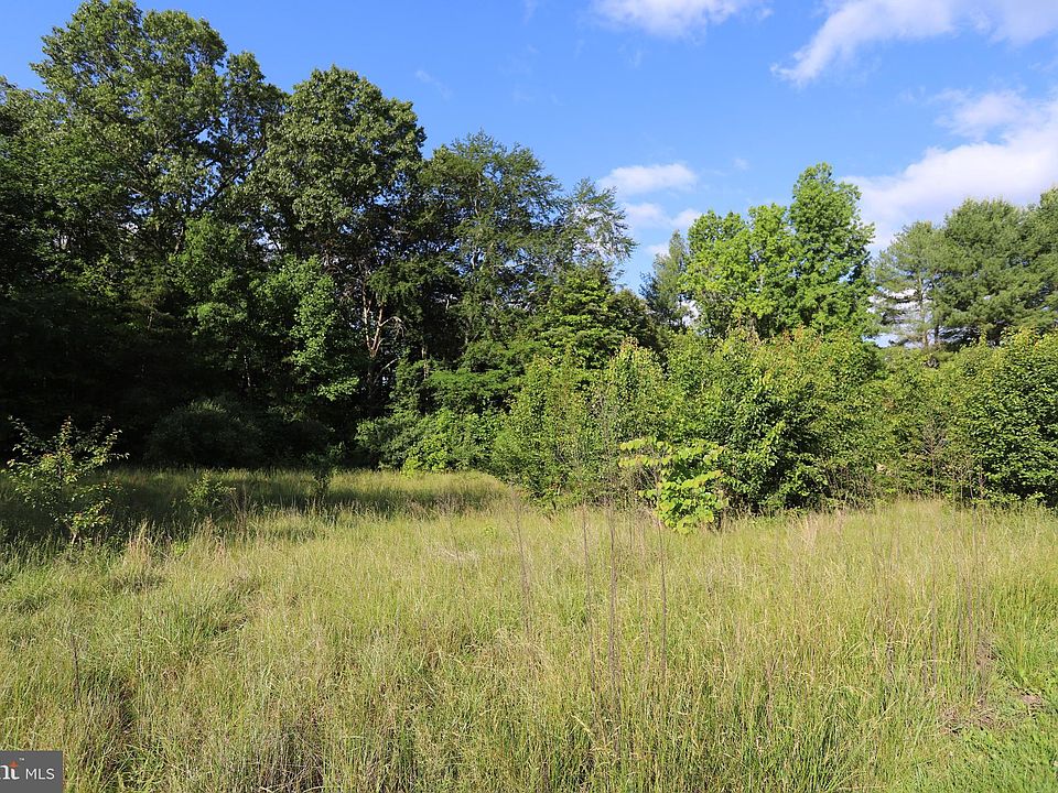 2nd image of Turner Ln