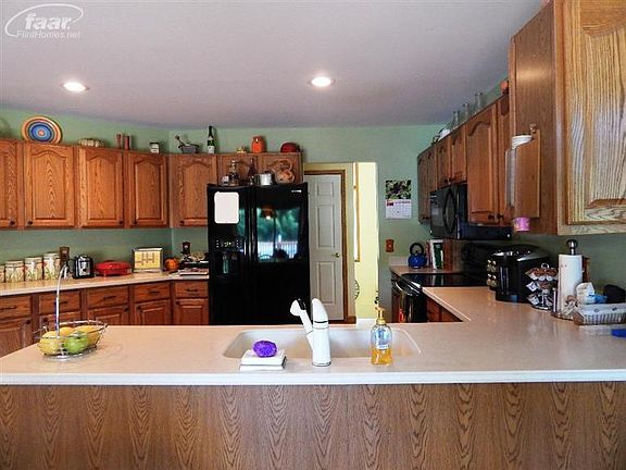 4th image of 5192 Oakhill Dr