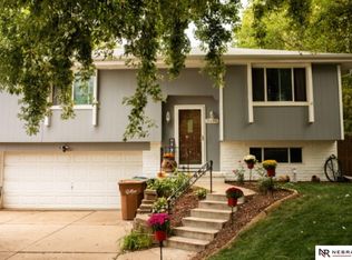 3105 Layne St, Bellevue, NE 68005